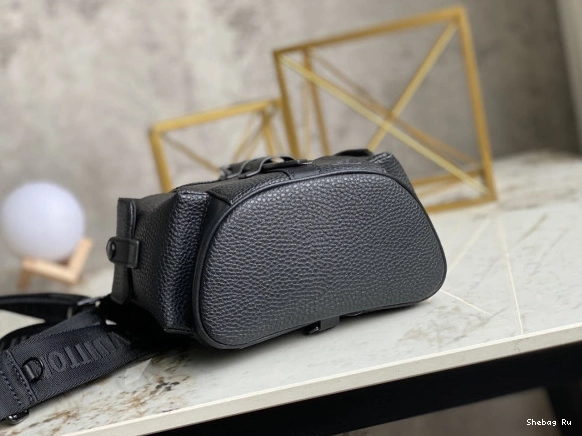 VUITTON LOUIS CHRISTOPHER XS 0717